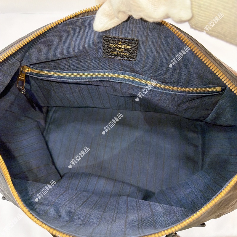 莉亞精品♡ Lv Lumineuse PM 壓紋手提包-10