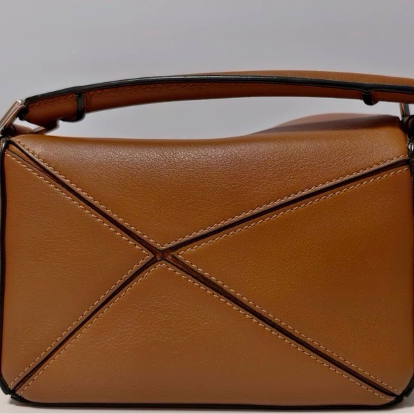 Loewe Puzzle Mini 經典焦糖色-1