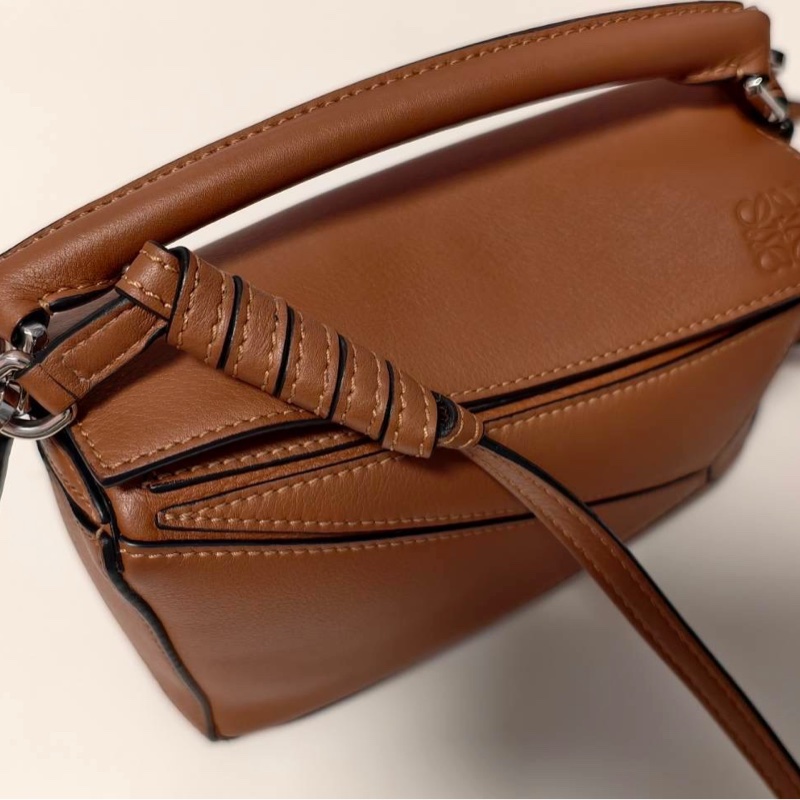Loewe Puzzle Mini 經典焦糖色-13