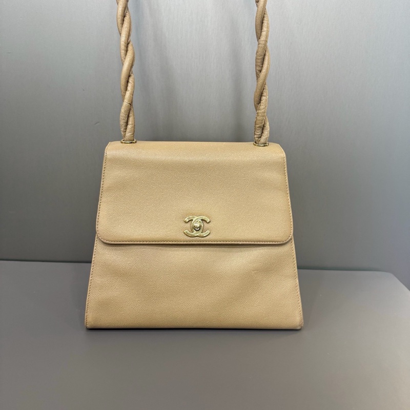 Chanel • 經典奶茶色金釦荔枝牛皮麻花Kelly包-3