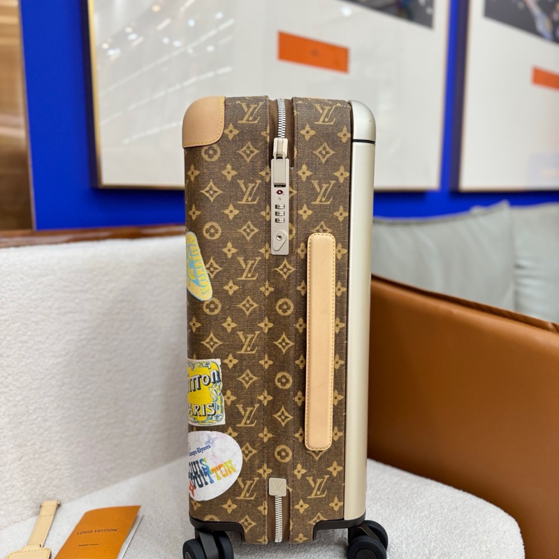 LV 25年限量徽章20寸行李箱flight mode系列拉杆箱 涂层帆布老花复古印花设计织物 时尚icon-3