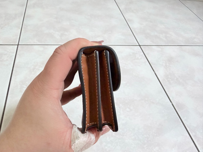 Celine 翻蓋卡包-3
