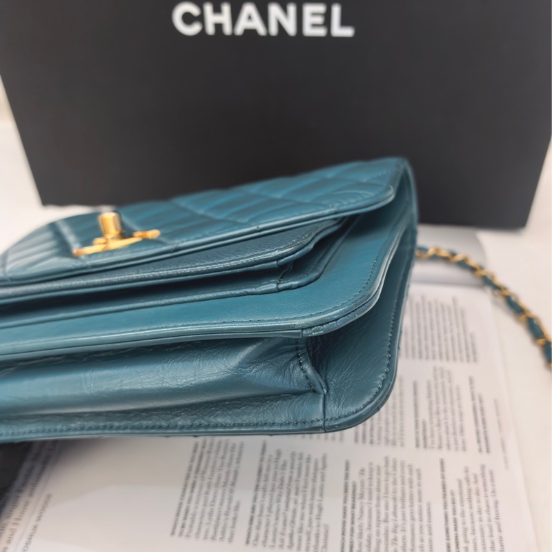 CHANEL香奈兒孟買風琴郵差包 口蓋包 28開 有卡-6