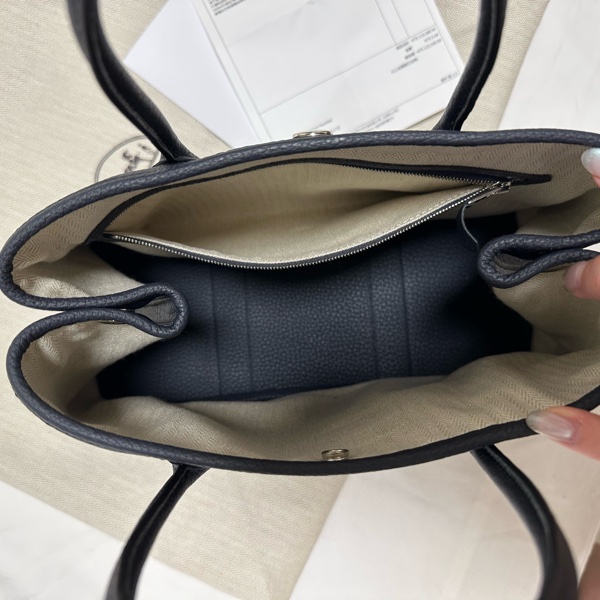 Hermès 愛馬仕 Garden Party GP30 U刻 全皮深藍色銀扣閒置-13