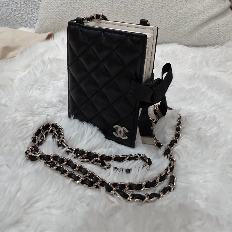 Chanel/ 22B 書本造型卡片夾-1