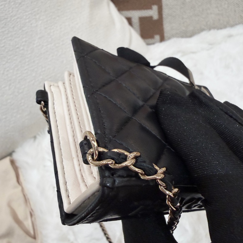 Chanel/ 22B 書本造型卡片夾-15