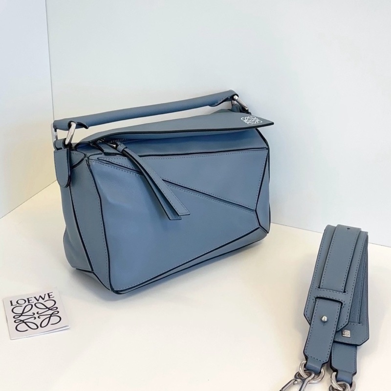 LOEWE羅意威puzzle霧霾藍幾何變形包小號🤖🤖-11