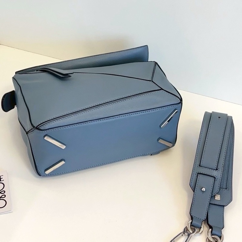 LOEWE羅意威puzzle霧霾藍幾何變形包小號🤖🤖-15