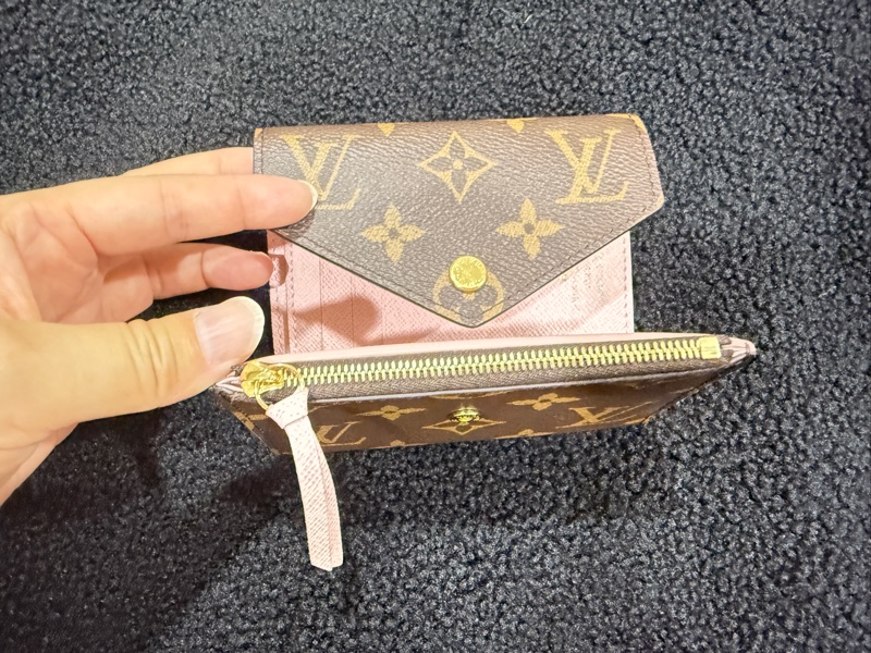 LV 3摺短夾✨超級漂亮粉色內裝✨細圖聊聊🌹-2