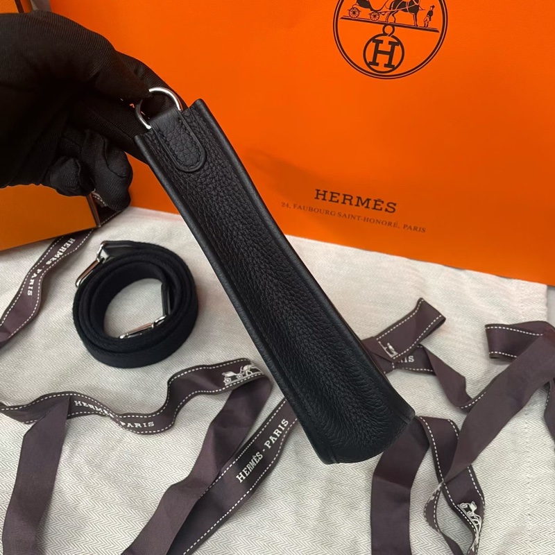 🌷天菜!Hermes 愛馬仕 伊芙琳Evelyne 黑銀 迷你 mini-4
