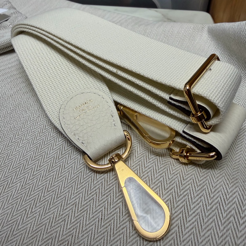 Hermès 愛馬仕 Evelyne 23 (PM) Creme 奶油白 金扣 S0-1