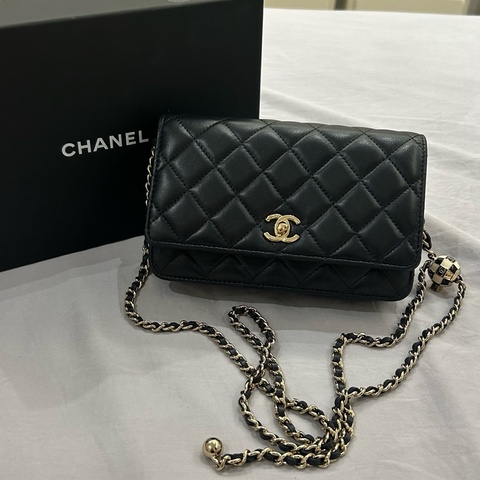 Chanel香奈兒二手限量足球WOC黑色淡金小羊皮
