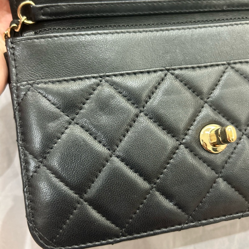 Chanel香奈兒二手限量足球WOC黑色淡金小羊皮-17