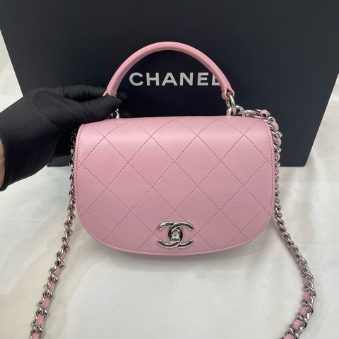 Chanel香奈兒 粉色翻蓋手柄郵差包 23開有卡