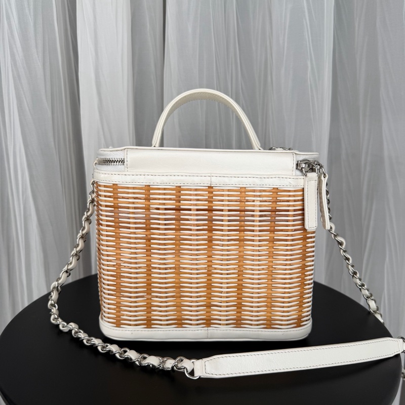 Chanel • 白色銀釦竹編拼皮盒子包 大號-3
