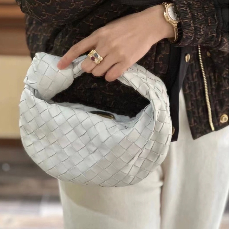 葆蝶家Bottega Veneta BV mini Jodie白色編織餃子包/手提包23c-7