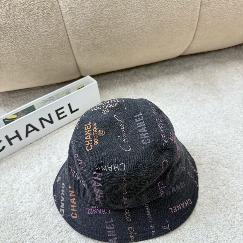 Chanel • 牛仔塗鴉漁夫帽-1