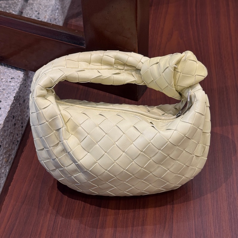 Bottega Veneta葆蝶家 JODIE 金色飾面Intrecciato編織 羊皮拼皮革 手提包 迷你 冰淇淋色 淡黃色-0