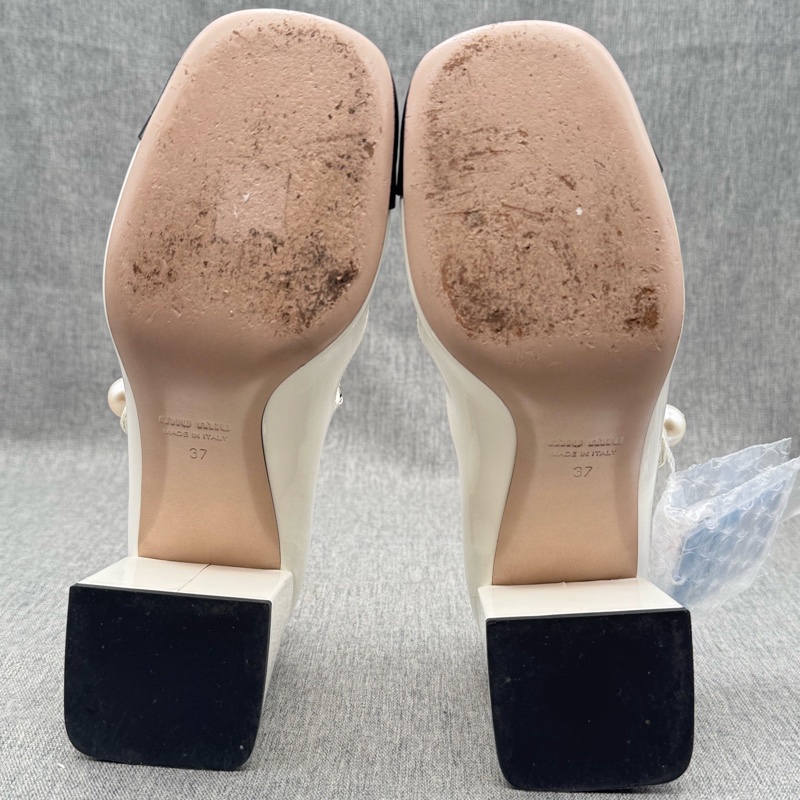 miumiu繆繆 瑪麗珍粗跟涼鞋單鞋 37碼-3