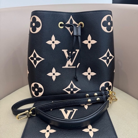 Louis Vuitton 路易威登 neonoe黑色全皮壓紋水桶包 芯片款