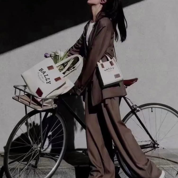 Bally mini Tote bag #現貨在台#立刻出貨-1