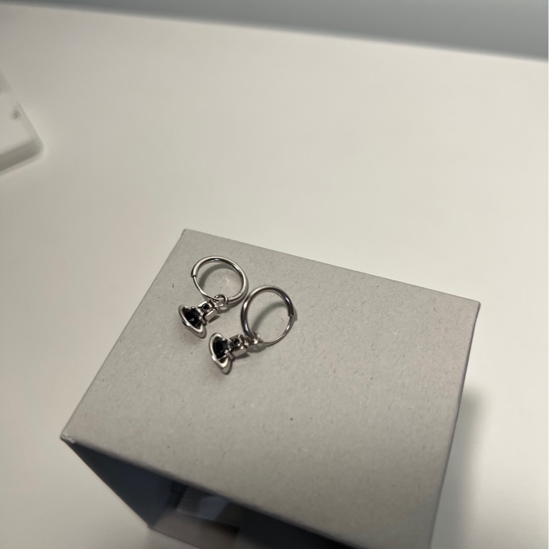 Vivienne Westwood 西太后 耳環-1