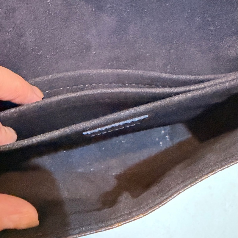 Louis Vuitton Monogram Epi Saint Michel LV M44030 EPI 經典的 Monogram 帆布與黑色 Epi 水波紋皮革材質LV包包-4