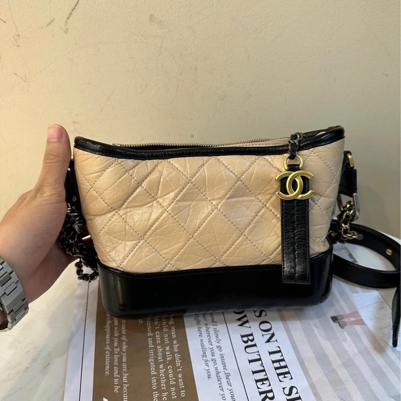 CHANEL 奶茶拼色 油蠟牛 小號 流浪包95新-1