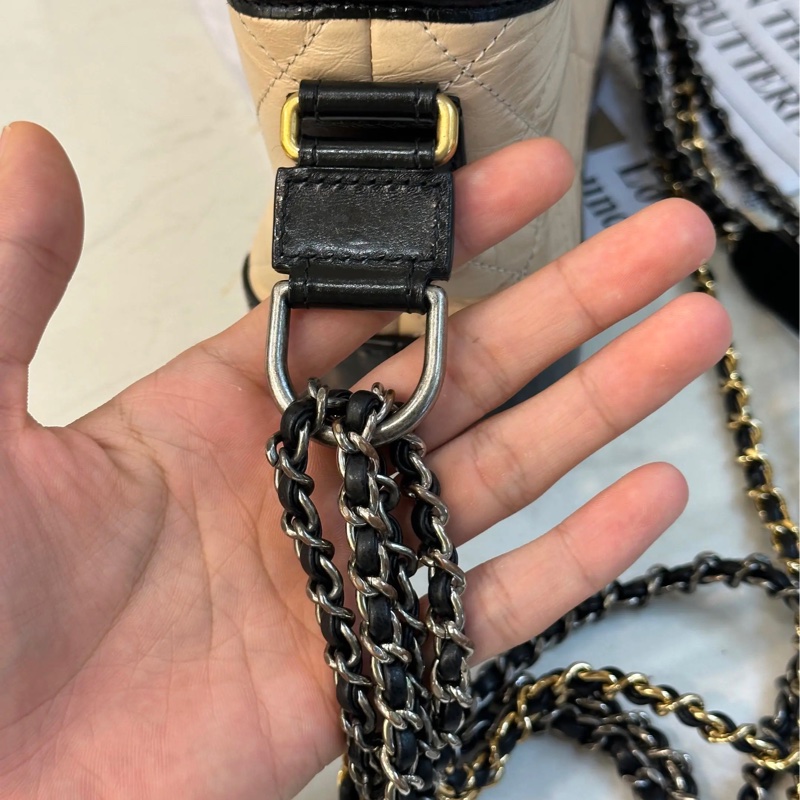 CHANEL 奶茶拼色 油蠟牛 小號 流浪包95新-7
