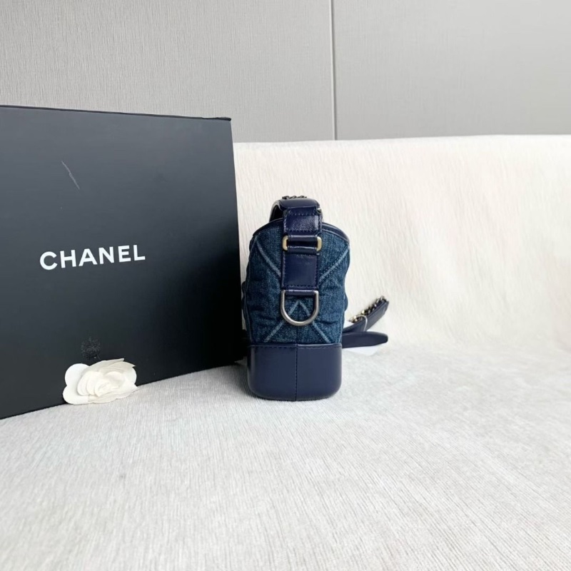 Chanel Gabrielle丹寧牛仔流浪包小號 牛仔拼皮 藍色 20*16*7 9新 配件塵袋-3