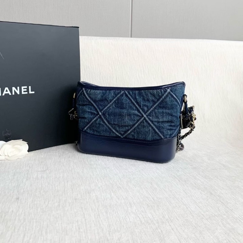 Chanel Gabrielle丹寧牛仔流浪包小號 牛仔拼皮 藍色 20*16*7 9新 配件塵袋-7