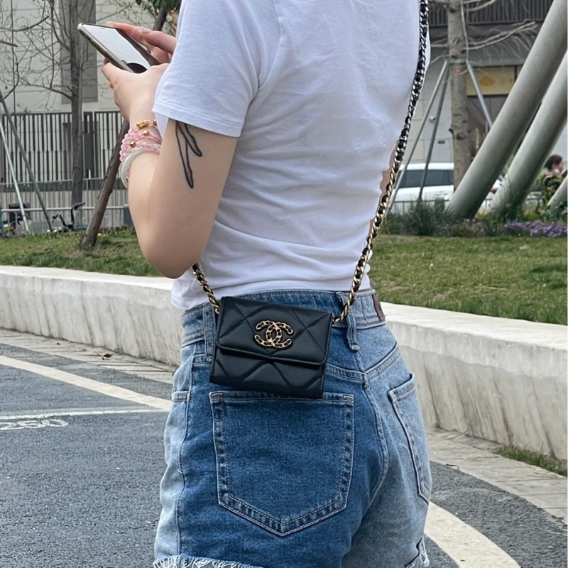 Chanel香奈兒22A 菱格紋羊皮黑色金扣19bag mini鏈條包單肩斜挎包-8