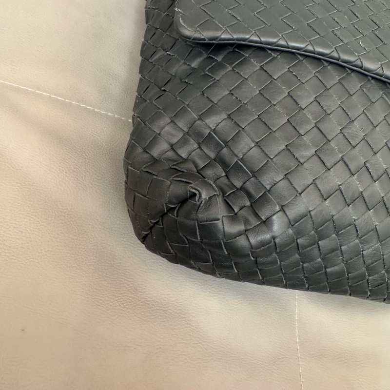 Bottega Veneta 葆蝶家羊皮編織男士斜挎包-5