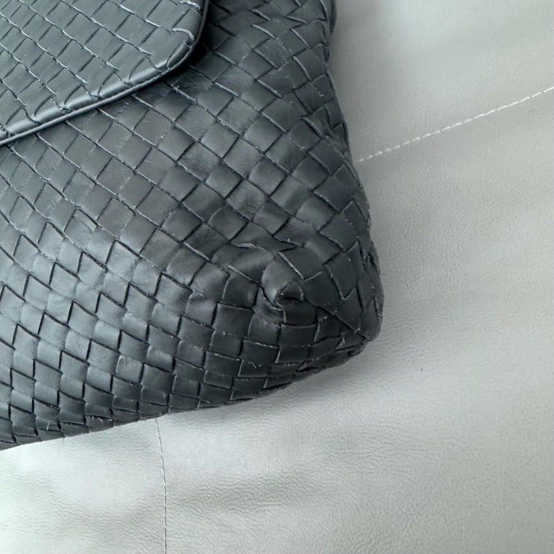 Bottega Veneta 葆蝶家羊皮編織男士斜挎包-6
