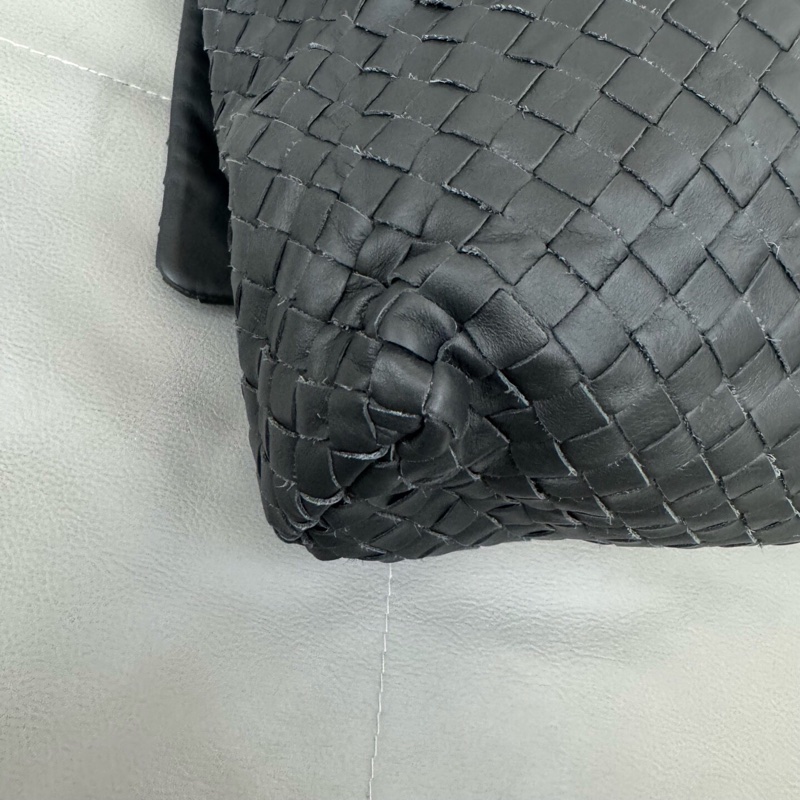 Bottega Veneta 葆蝶家羊皮編織男士斜挎包-7