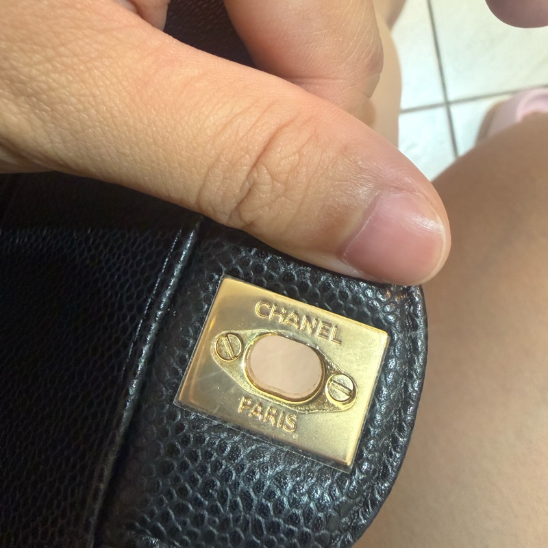 CHANEL CF中號 黑金-11