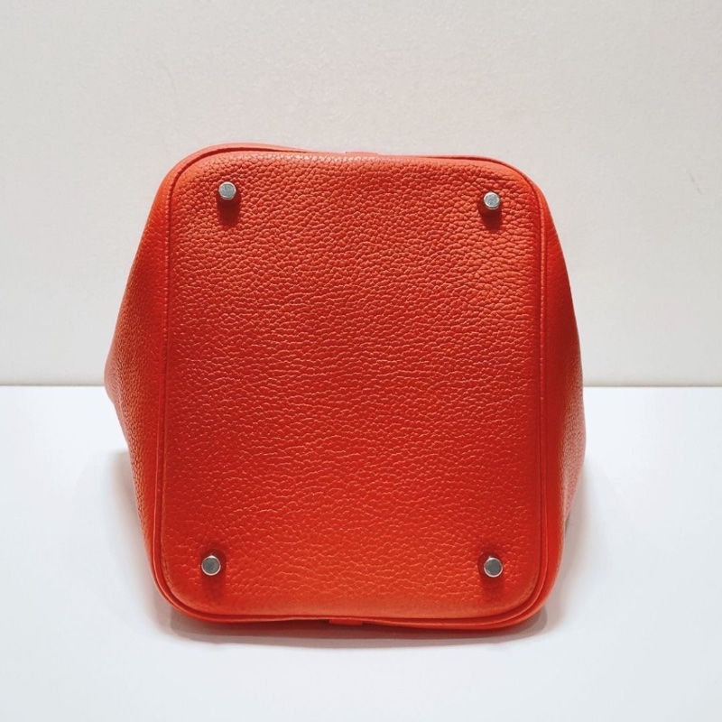 Hermes 紅色銀扣菜籃子picotin22 水桶包 Tc皮 18×22×22 9新 配件塵袋 鎖 鑰匙-7