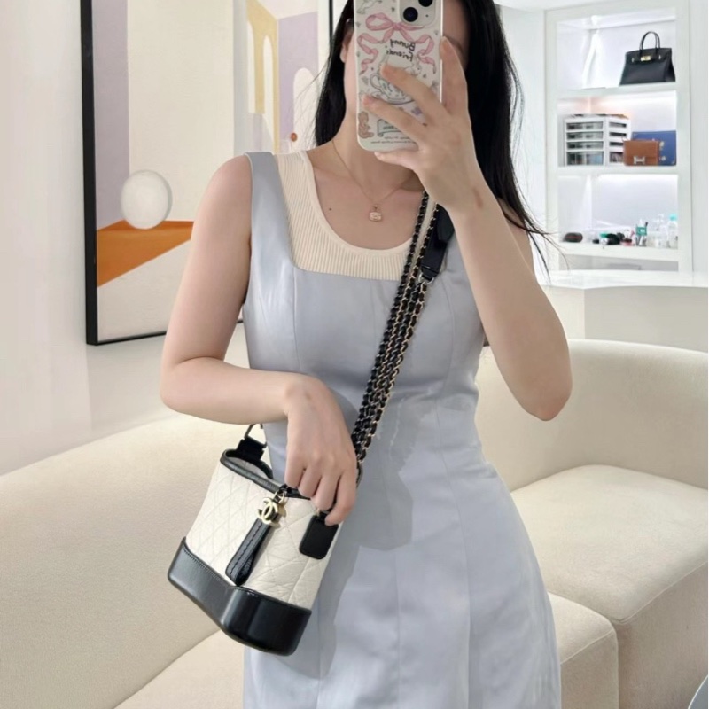 Chanel香奈兒流浪包小號黑金配色鏈條包單肩斜挎包-8