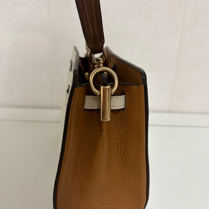 COACH 手提斜背兩用包 小方包-4