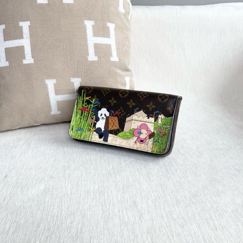 LV 限定聖誕系列熊貓三合一鏈條包 芯片款 21*11*3 9新 配件雙子袋 鏈條 塵袋-5
