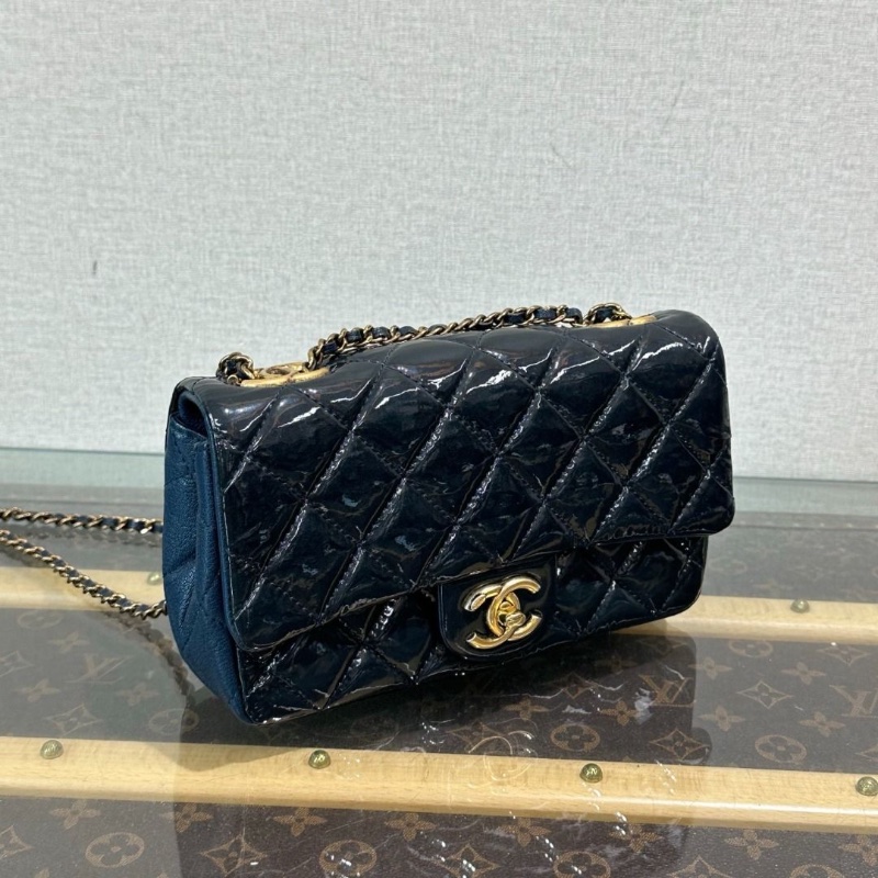 CHANEL 拼皮金扣cf大mini鏈條肩背斜背包21*13*5 9新 配件塵袋-4