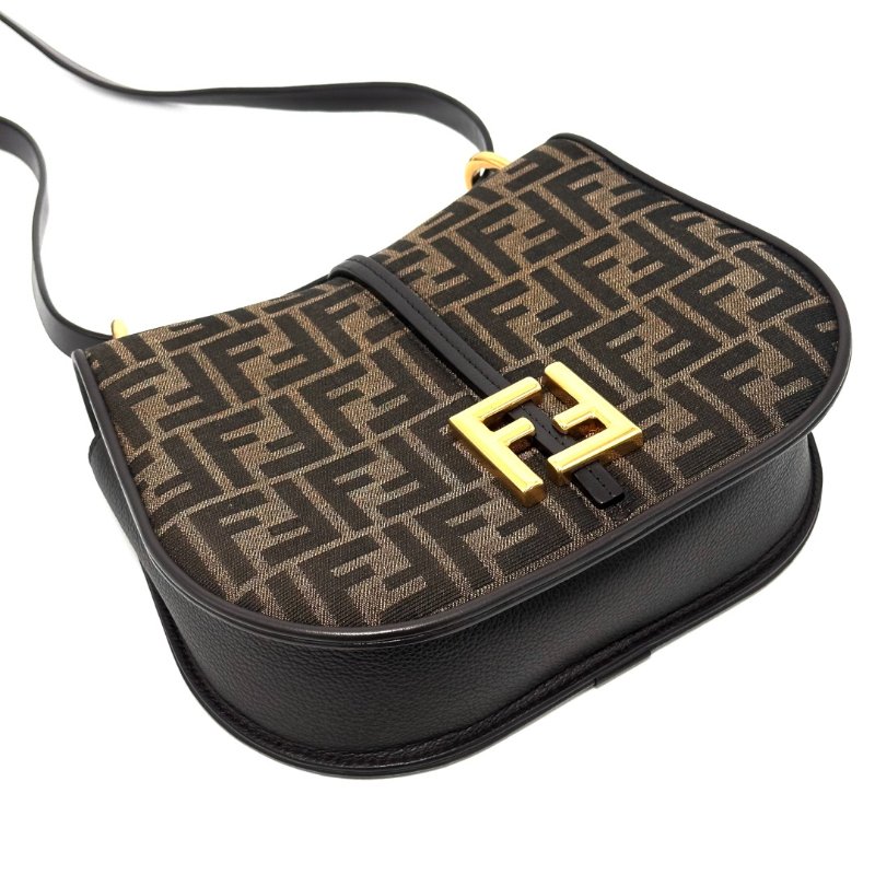 FENDI 經典老花金扣肩背斜背郵差包 25*19*8 98新配件塵袋-3