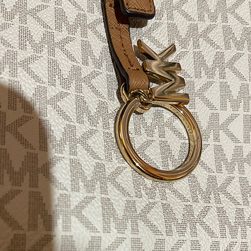 MICHAEL KORS Tote金釦滿版大托特包MK (42 X 11 X 26)-4