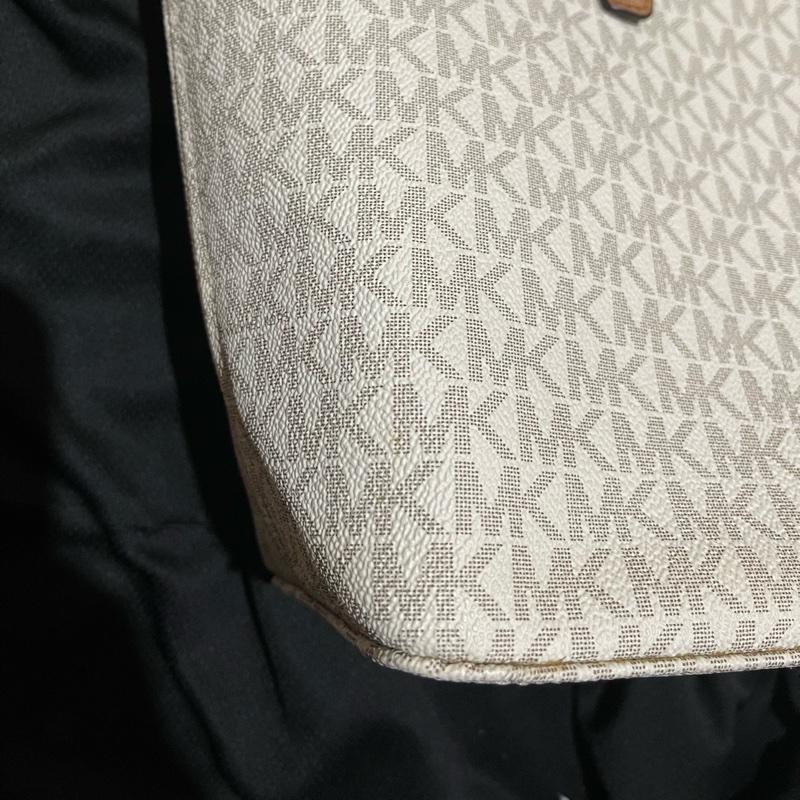 MICHAEL KORS Tote金釦滿版大托特包MK (42 X 11 X 26)-11