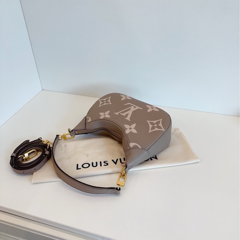 ✨LV Bagatelle|大象灰腋下包|99新膜還在-7