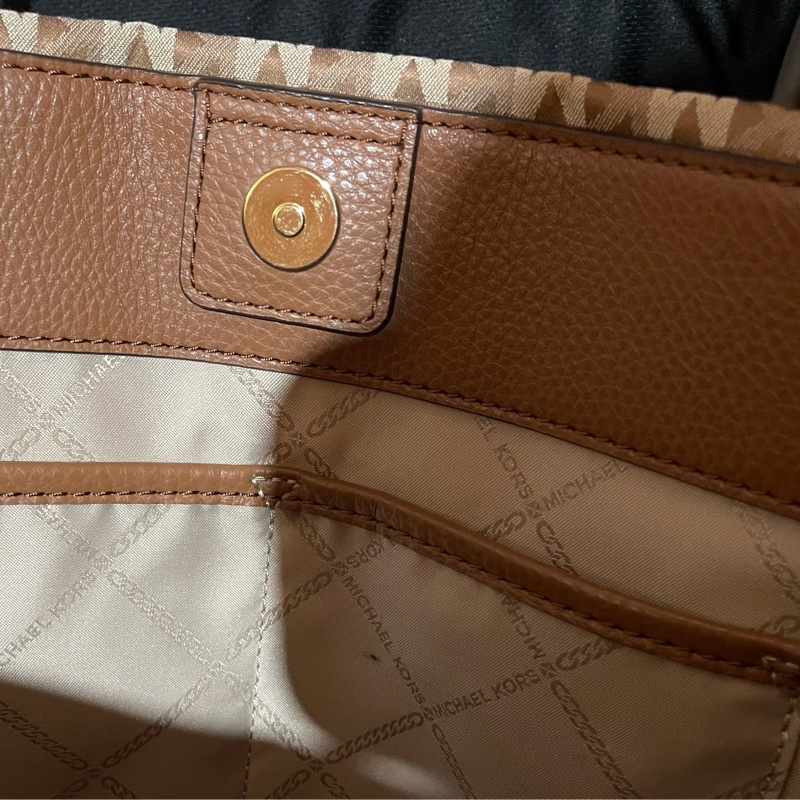MICHAEL KORS Tote金釦滿版老花棕大托特包MK(39x15x31)-33