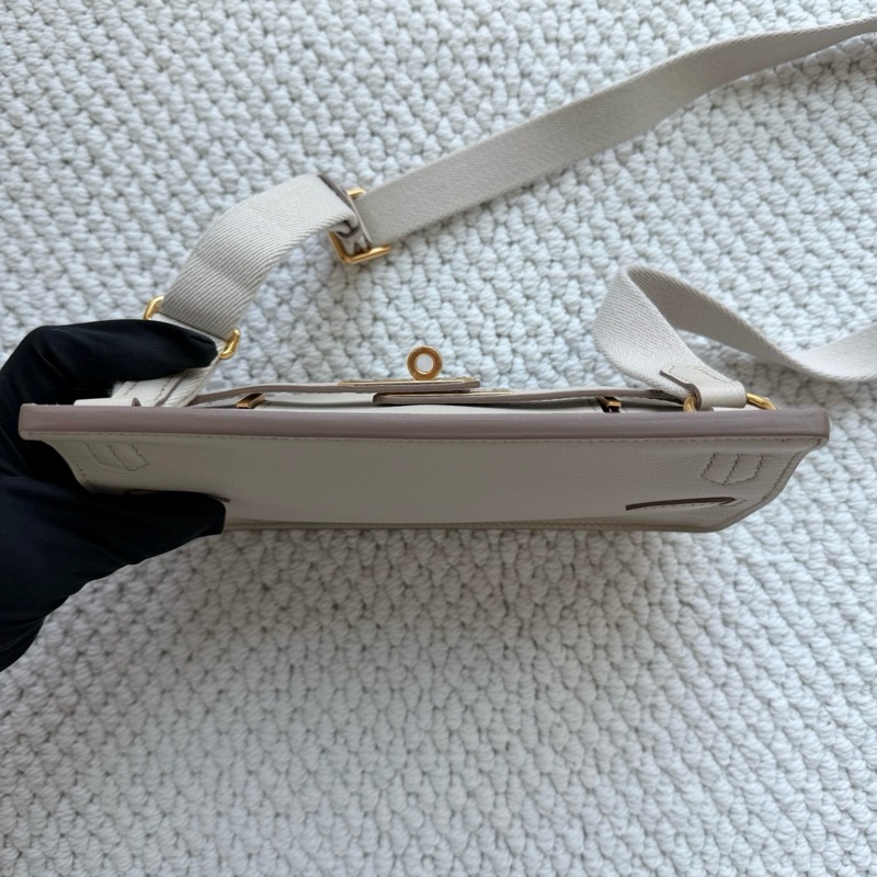閒置新✨Hermes/愛馬仕 吉普賽mini冰川白 斜背包 金扣ec皮B刻 ✅正品-4