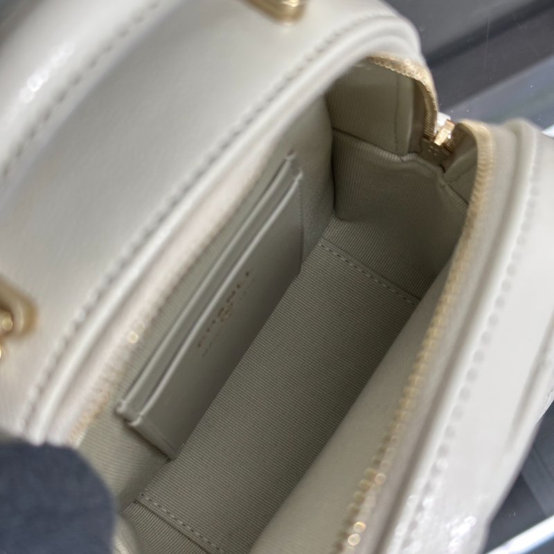 CHANEL 粒面牛皮迷你後背包 - 淺灰金-6