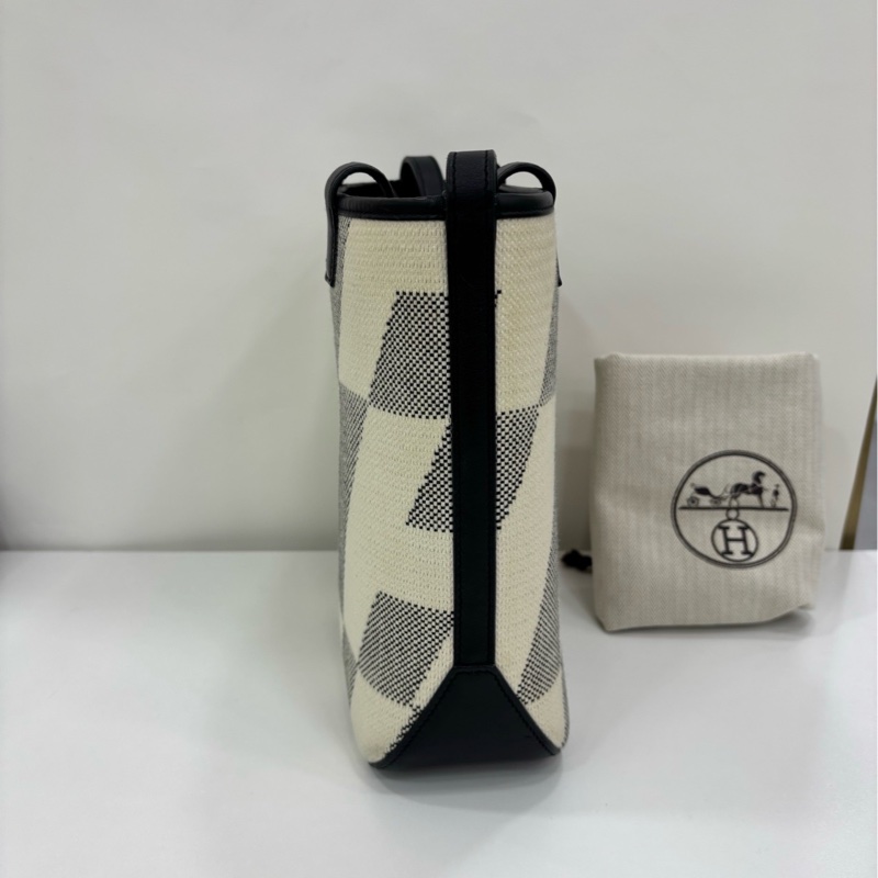 Hermes愛馬仕Cabas H EN Biais 27帆布托特包熊貓拼色,Z刻-2