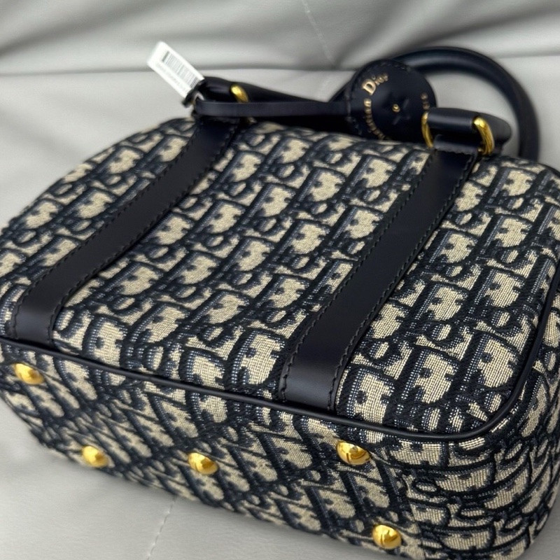 Dior迪奧 老花刺繡波士頓枕頭包,24編碼 芯片可掃經典老花拼皮 肩帶 可調節-9